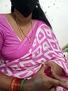 Snapshot of Tamil_Meera12 chatting on 02-04-25, 09:49 Tamil Meera12 online show from 02-04-25, 09:49