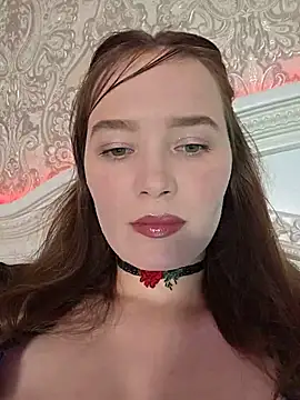 GoddessYanaMironova online show from 06-12-26, 07:44