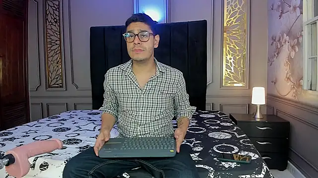 angel fetish  online show from 02-21-25, 04:51