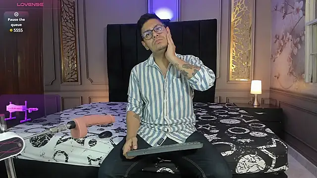 angel fetish  online show from 02-19-25, 01:29