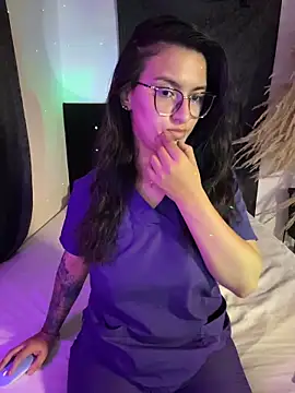 Emma Giraldo online show from 03-06-26, 03:45