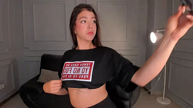 IsabellaKroft online show from 03-14-25, 07:01