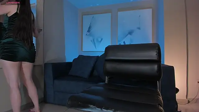 BeccaBaxter online show from 04-11-26, 08:23