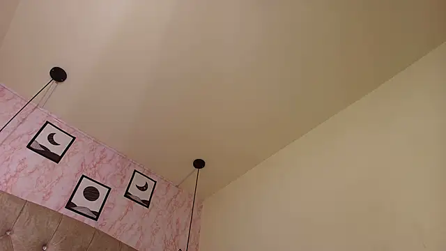 Raichell  online show from 03-06-26, 04:02