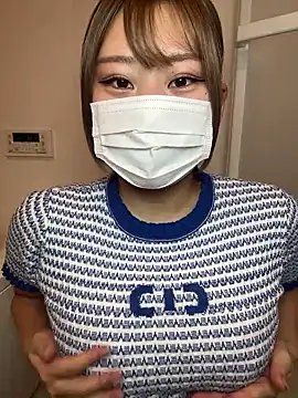 Snapshot of Rara__oo chatting on 01-18-26, 07:34 Rara oo online show from 01-18-26, 07:34