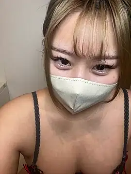 Snapshot of Rara__oo chatting on 02-09-26, 08:12 Rara oo online show from 02-09-26, 08:12