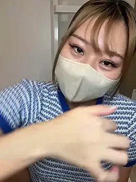 Snapshot of Rara__oo chatting on 02-20-26, 07:54 Rara oo online show from 02-20-26, 07:54