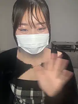 Snapshot of Rara__oo chatting on 02-08-25, 06:01 Rara oo online show from 02-08-25, 06:01