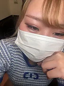 Snapshot of Rara__oo chatting on 02-26-26, 06:19 Rara oo online show from 02-26-26, 06:19