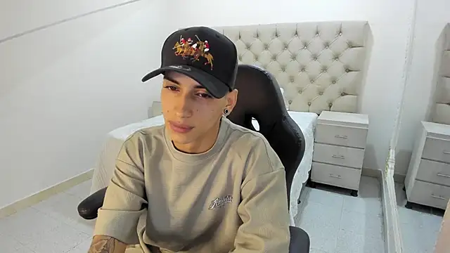 JhoanLeandro online show from 11-09-25, 04:16