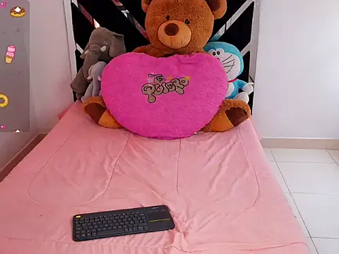 CatalinaSmith1 online show from 10-10-25, 09:48