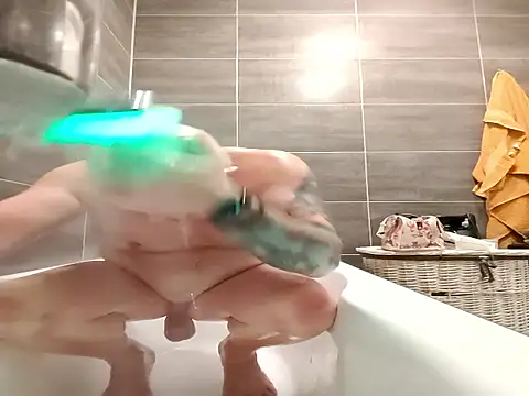 bouraktom6 online show from 10-16-25, 05:21