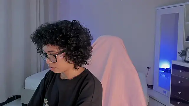 leahaltomm online show from 02-11-25, 10:47