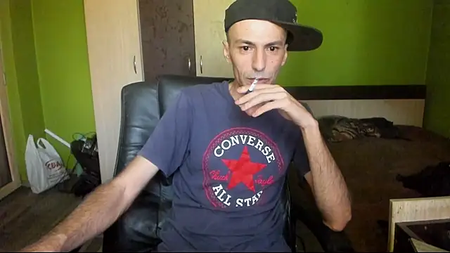 Snapshot of BigCumShoot chatting on 06-17-26, 12:26 BigCumShoot online show from 06-17-26, 12:26
