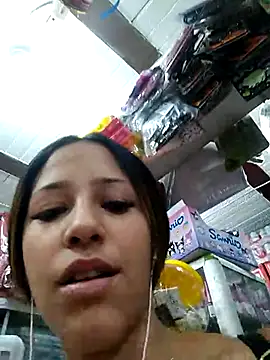 Snapshot of vicky_bass chatting on 03-15-25, 03:37 vicky bass online show from 03-15-25, 03:37