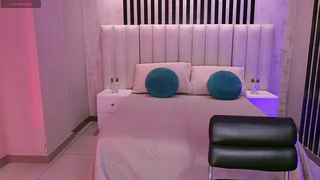 Snapshot of AmaiaHaywood chatting on 01-16-26, 04:16 AmaiaHaywood online show from 01-16-26, 04:16