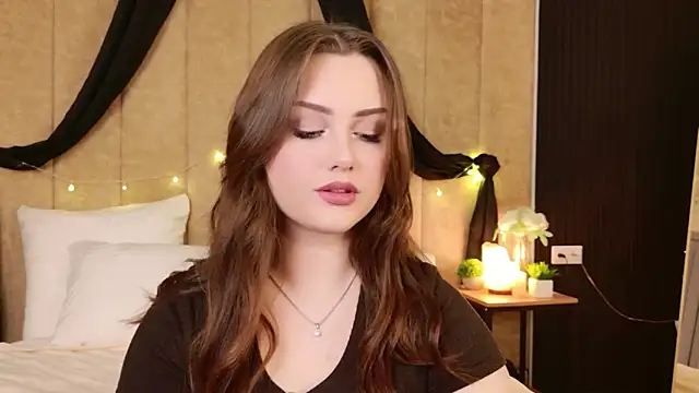 Kendra Parlow online show from 12-18-25, 08:23