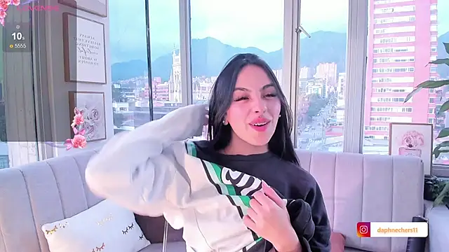Daphne chers online show from 03-14-25, 10:05