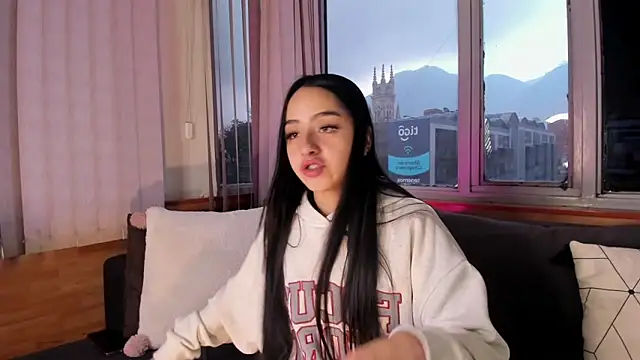 Daphne chers online show from 02-11-26, 08:31