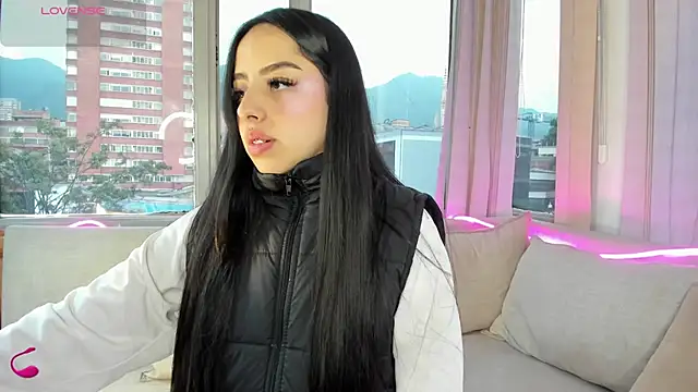 Daphne chers online show from 09-29-25, 08:36