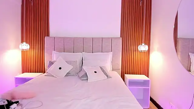 khloe-sweet online show from 11-21-25, 01:32