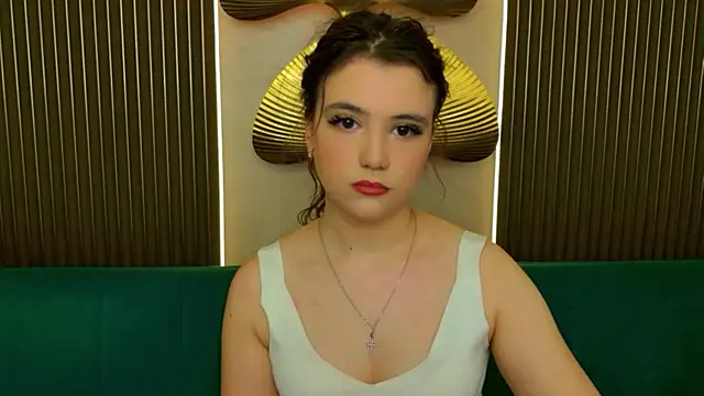Pauline Heaven online show from 05-04-26, 05:44