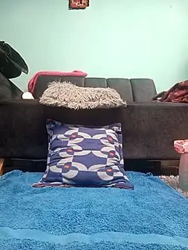 Ariell Kieran online show from 12-18-25, 05:39