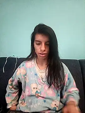 Ariell Kieran online show from 11-21-25, 08:52