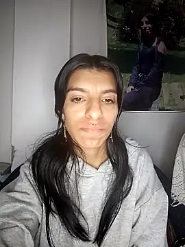 Ariell Kieran online show from 10-10-25, 04:13