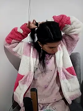 Ariell Kieran online show from 03-22-25, 10:26