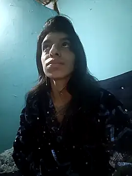 Ariell Kieran online show from 11-26-25, 03:17