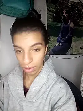 Ariell Kieran online show from 10-17-25, 04:05