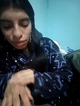 Ariell Kieran online show from 11-28-25, 03:17