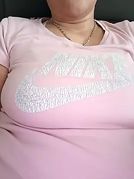 Snapshot of Cicamica12 chatting on 01-09-26, 12:45 Cicamica12 online show from 01-09-26, 12:45