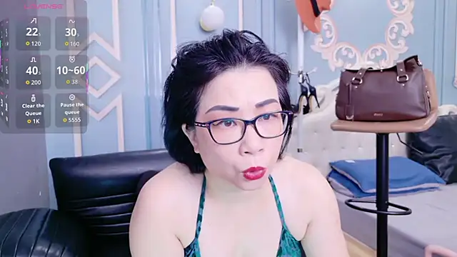 LucianaMe online show from 04-19-26, 02:23