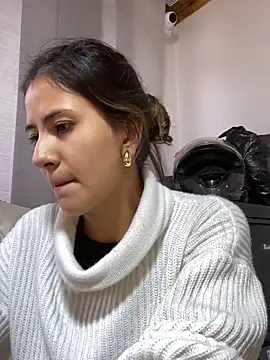 Snapshot of Andrea18_blonde chatting on 03-15-25, 10:22 Andrea18 blonde online show from 03-15-25, 10:22