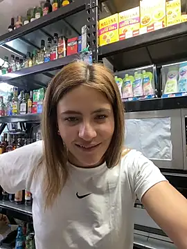 Snapshot of Andrea18_blonde chatting on 07-14-26, 07:42 Andrea18 blonde online show from 07-14-26, 07:42