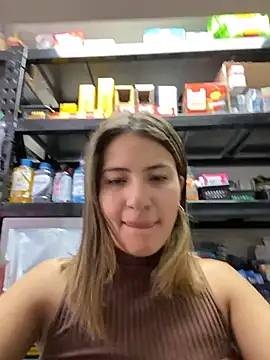 Andrea18 blonde online show from 02-25-26, 01:44