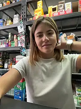 Andrea18 blonde online show from 01-17-26, 03:48