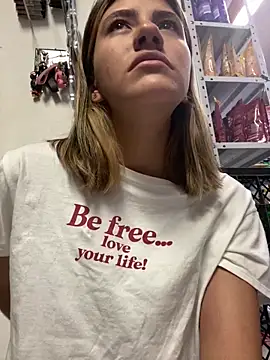 Andrea18 blonde online show from 02-13-26, 07:25