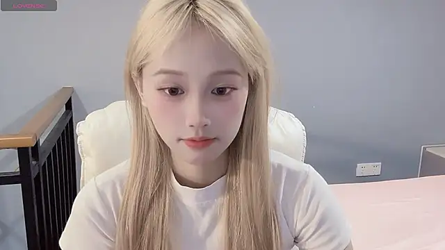 xunian71O online show from 10-14-25, 09:58