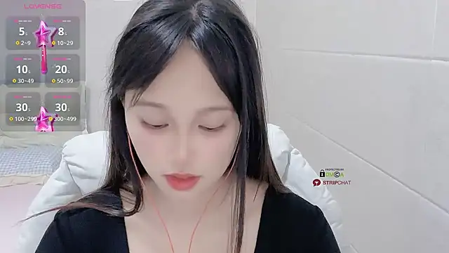 xunian71O online show from 03-20-25, 08:53