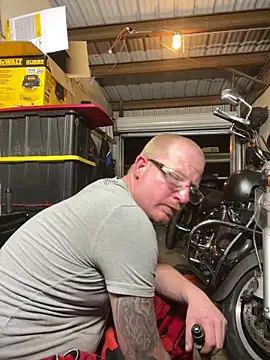 ClimbedCaelum online show from 03-05-26, 02:52