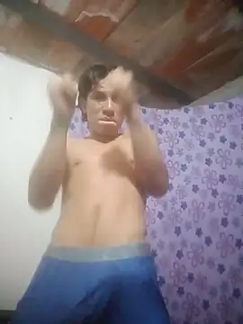 snake on online show from 02-08-25, 03:19