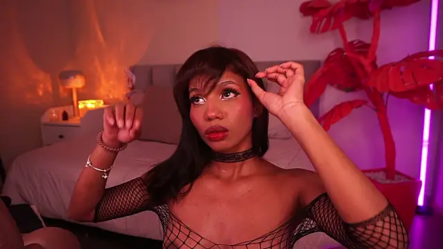 Gigi Strawberry online show from 03-27-26, 08:26