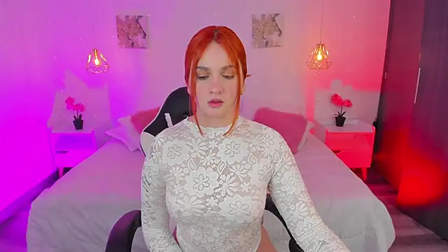 Snapshot of whiteatenea chatting on 10-08-25, 06:26 whiteatenea online show from 10-08-25, 06:26