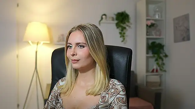 catecrago  online show from 10-08-25, 01:12