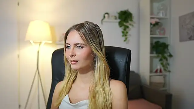 catecrago  online show from 09-24-25, 08:32