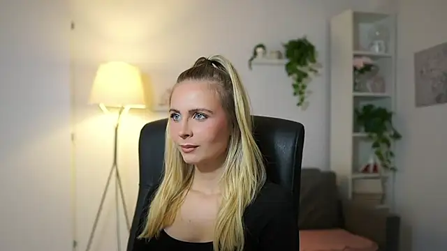 catecrago  online show from 09-25-25, 08:31