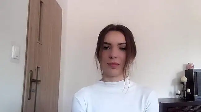 aurora lust online show from 03-18-25, 10:50